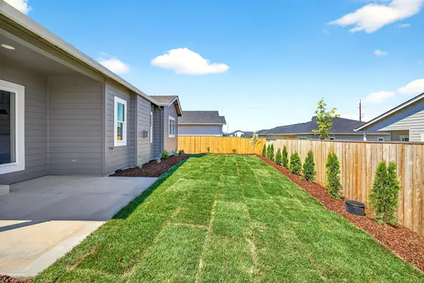 Medford, OR 97504,3727 Carlin DR