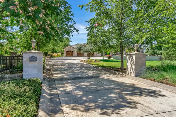 Medford, OR 97504,245 Yale DR