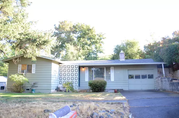 Grants Pass, OR 97526,1112 Bellevue PL