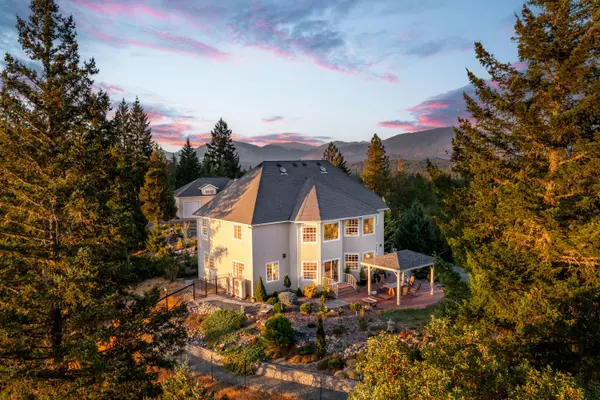 Grants Pass, OR 97526,424 Needlewood DR