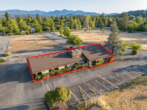 124 Midland AVE #J, Grants Pass, OR 97526
