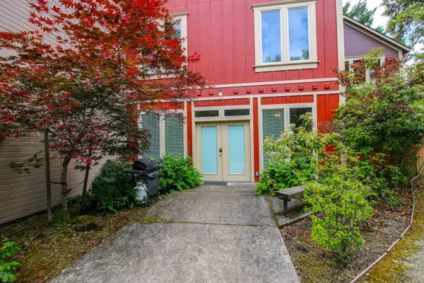 170 F ST, Jacksonville, OR 97530