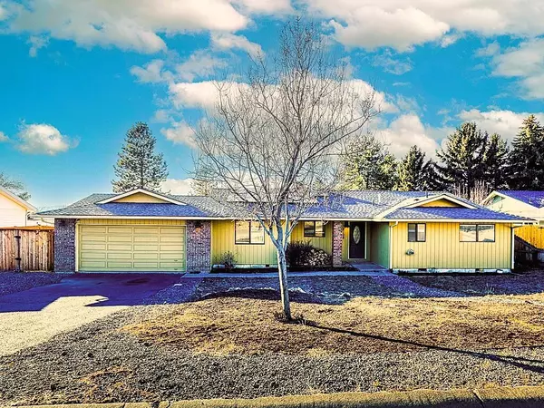 2106 Dawn DR, Klamath Falls, OR 97603