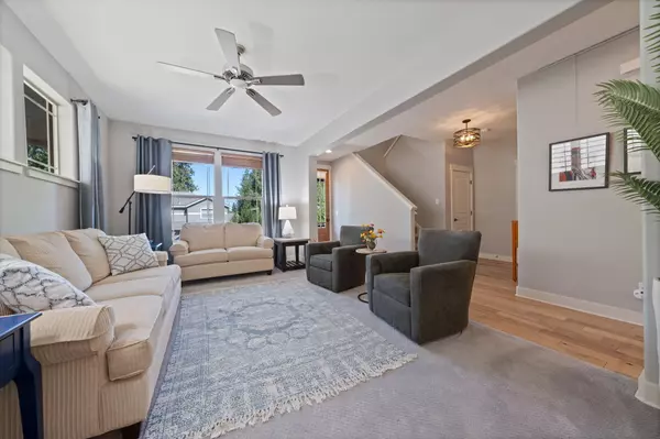 Bend, OR 97703,238 Outlook Vista DR