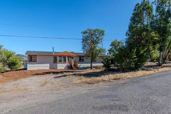 Central Point, OR 97502,6527 Tolo RD