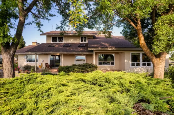 Madras, OR 97741,547 Bear DR