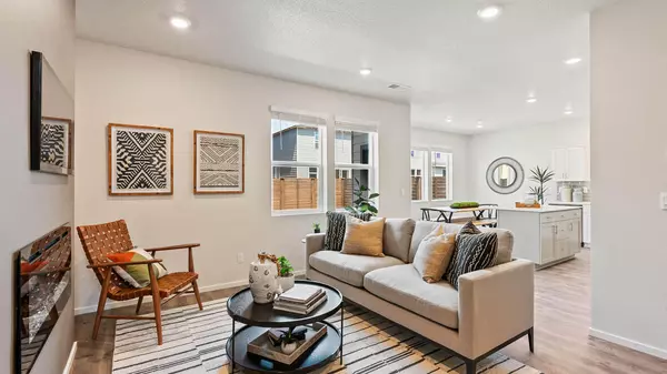 Bend, OR 97702,61175 Splendor LN