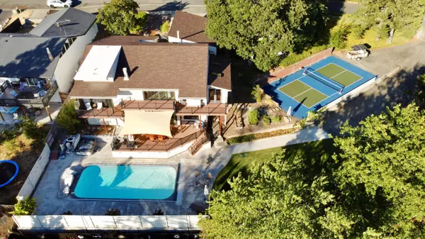 Grants Pass, OR 97526,1710 Hillcrest LN