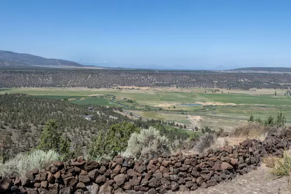 Prineville, OR 97754,6233 Scenic DR