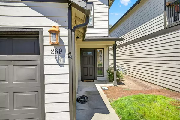 Central Point, OR 97502,269 Daisy Creek Village DR