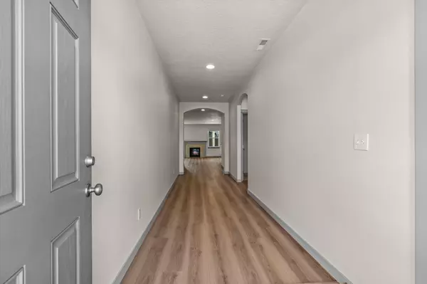 Redmond, OR 97756,2428 Kingwood AVE