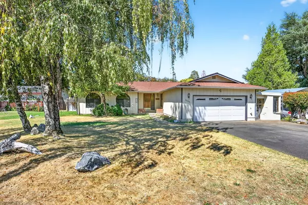 1288 Tobin CT, Grants Pass, OR 97527