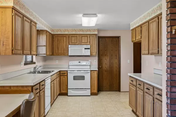 Madras, OR 97741,951 Rancho LN