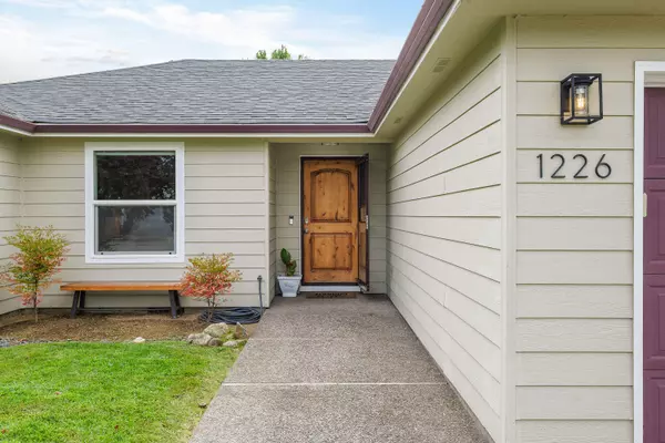 Central Point, OR 97502,1226 Marilee ST