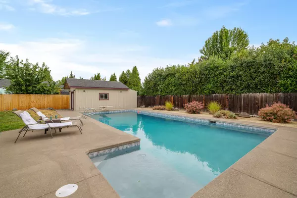 Central Point, OR 97502,1226 Marilee ST