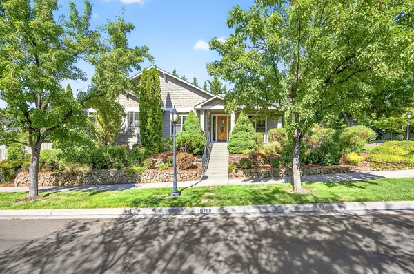 3780 Fieldbrook AVE, Medford, OR 97504