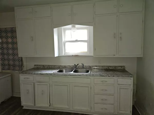 Klamath Falls, OR 97603,1325 Wiard ST