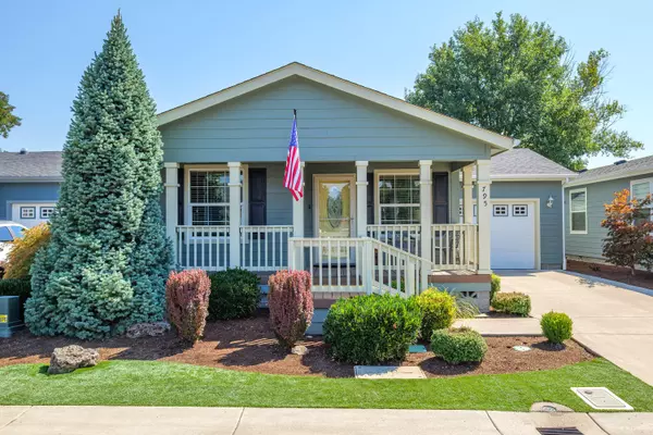 Grants Pass, OR 97526,795 Bentley DR