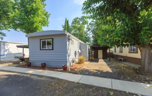 Jacksonville, OR 97530,1055 N Fifth ST #28