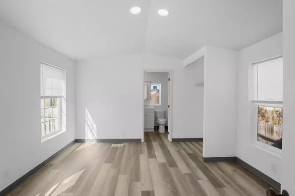 White City, OR 97503,2622 Falcon ST #SPC 25