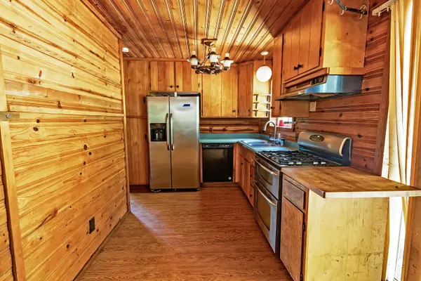 Cave Junction, OR 97523,7354 Takilma RD