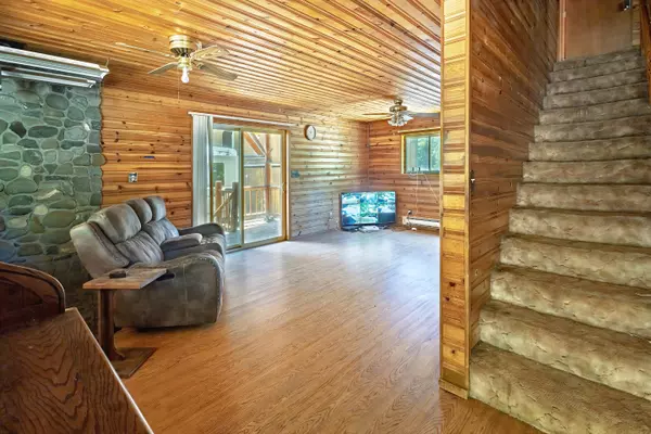 Cave Junction, OR 97523,7354 Takilma RD