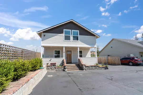 Phoenix, OR 97535,133 Main ST