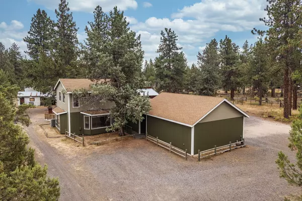 Sisters, OR 97759,69222 Yellow Daisy LN