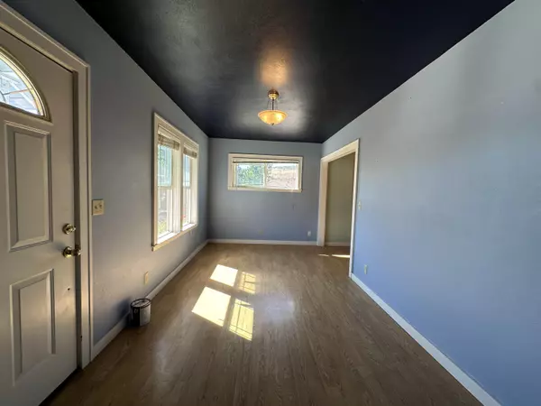 Klamath Falls, OR 97601,846 California AVE