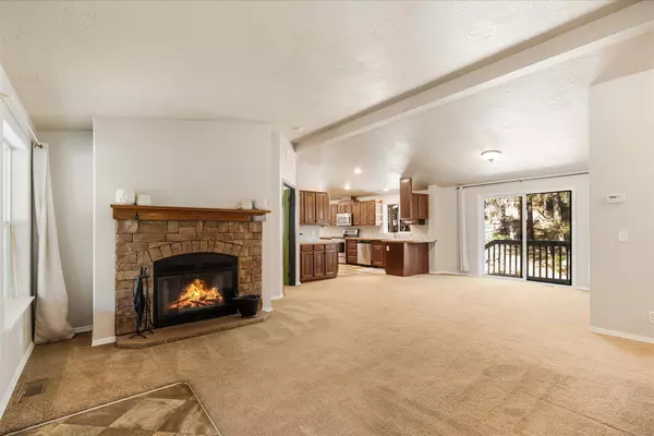 Bend, OR 97707,16810 Covina RD