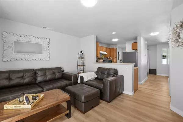 Medford, OR 97504,2030 Brookhurst ST #28