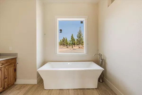 Prineville, OR 97754,1784 Texas CIR #37