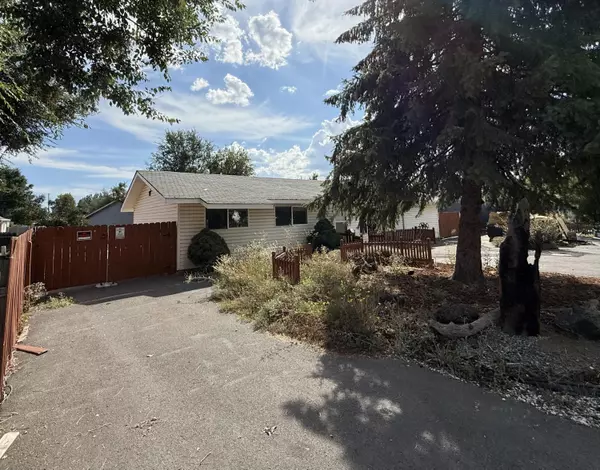 Klamath Falls, OR 97603,4032 Kelley DR