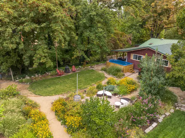 Rogue River, OR 97537,57 Matney LN