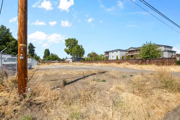 Medford, OR 97501,Beekman AVE #1288