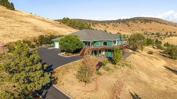 Klamath Falls, OR 97601,3427 Plum Hill RD