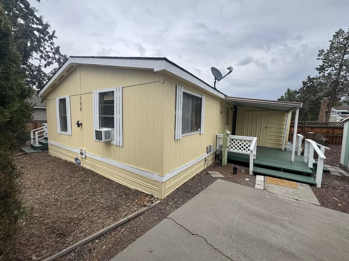 Redmond, OR 97756,2633 Obsidian AVE #100