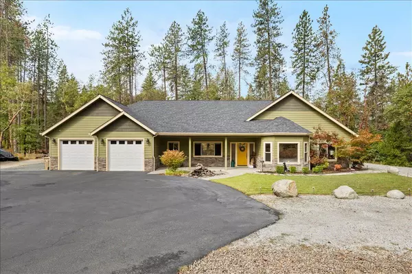 Grants Pass, OR 97526,100 McKenzie Ridge RD