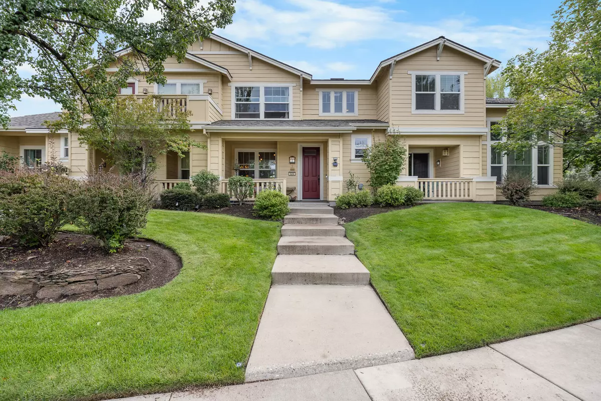 Bend, OR 97702,624 Hill ST