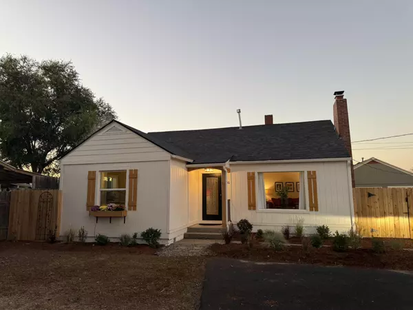 Medford, OR 97501,1736 Stewart AVE