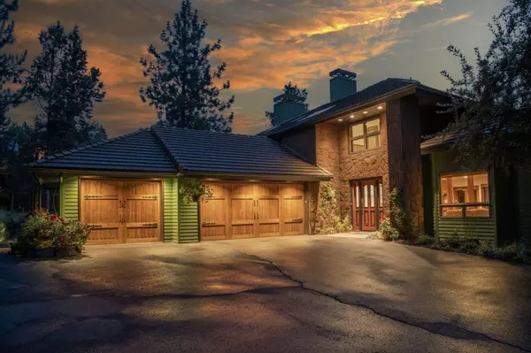 Bend, OR 97703,2889 Starview DR