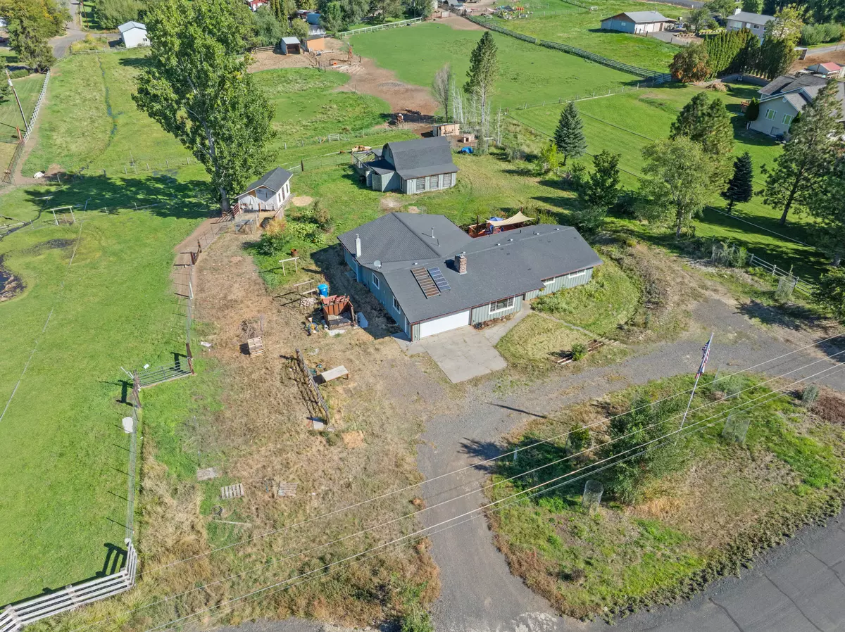 Prineville, OR 97754,873 West Hills RD