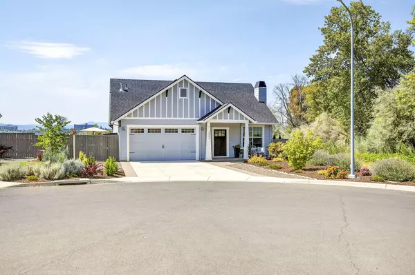 Medford, OR 97504,3804 Arena DR