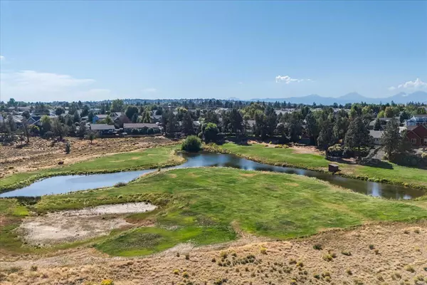 Redmond, OR 97756,2228 Stonehedge CT