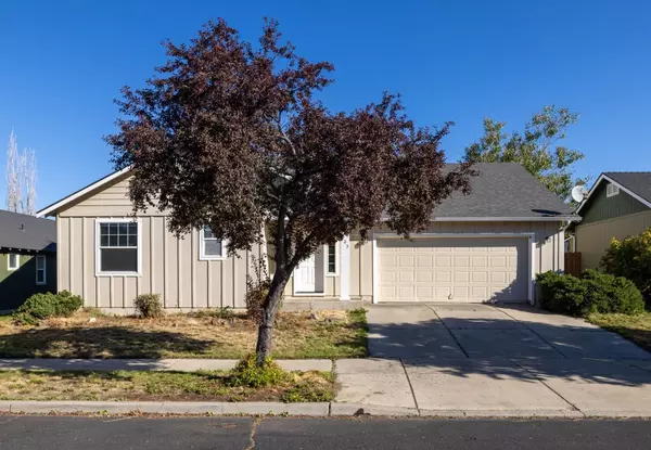 3425 Juniper AVE, Redmond, OR 97756