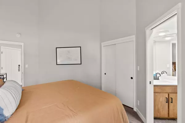 Bend, OR 97702,19717 Mount Bachelor DR #154