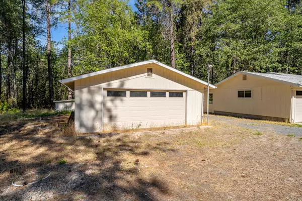 Grants Pass, OR 97527,475 Pyle DR