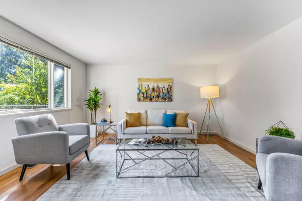 Salem, OR 97301,745 23rd ST SE