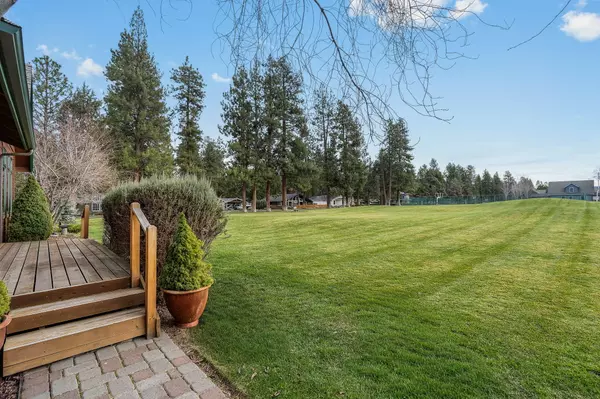 Sisters, OR 97759,546 Cottonwood ST