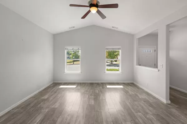 Central Point, OR 97502,156 Lavender LN